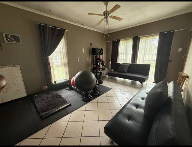 3 BEDROOM HOUSE FOR SALE IN VANDERBIJLPARK CW 3